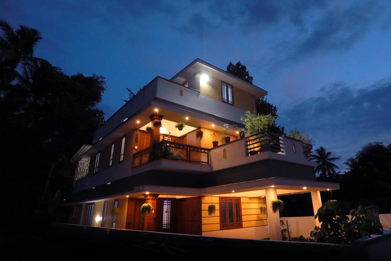 Oyster Marris Homestays Thiruvananthapuram Bagian luar foto